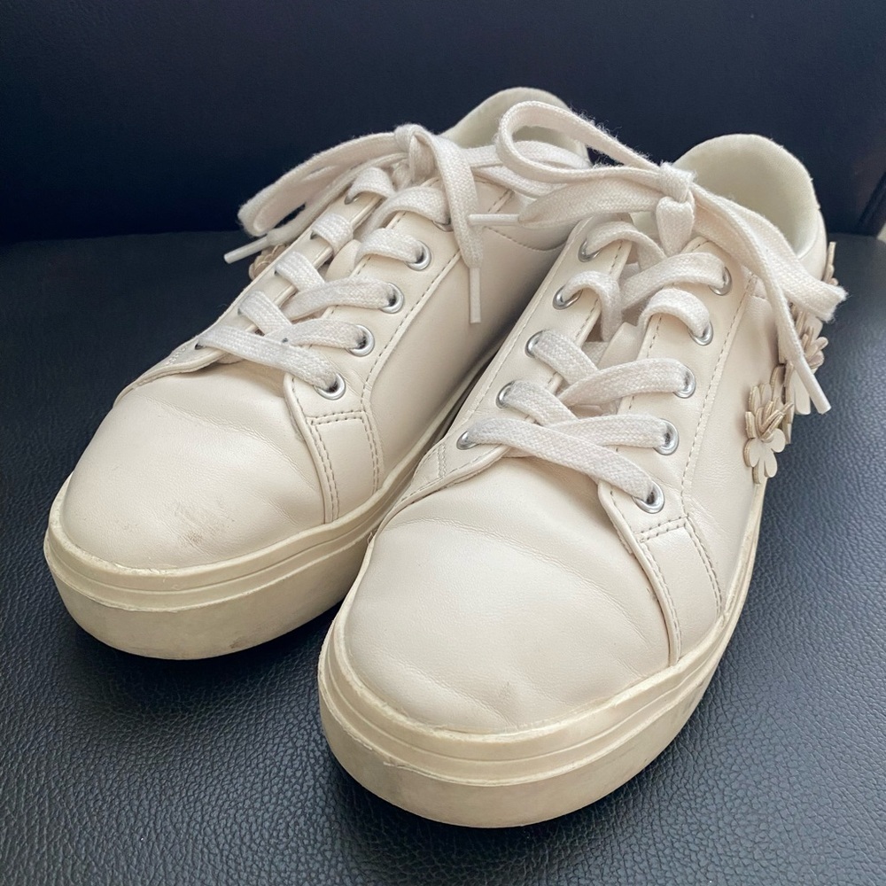 Sonoma Cream Kids Sneakers with Floral Design - Picture 3 of 7